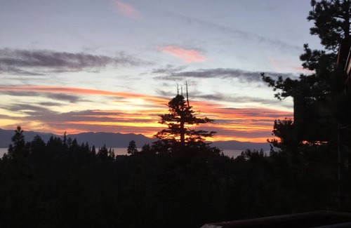 Tahoe Village Apartment | 1 BD Quiet Lockoff Apartment with a Lakeview, Sauna, Billiard, Bar and Fireplace