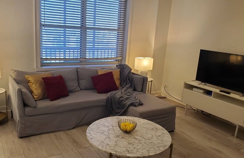 Peachtree Center Apartment | 1 BDR 21ST FLOOR IN ATTRACTIONS AND MORE DOWNTOWN ATLANTA