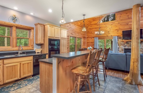 Stevensville RV Rental | 1 Bdr Cabin w/fireplace & Jacuzzi close to wineries, breweries, Lake Mi and more
