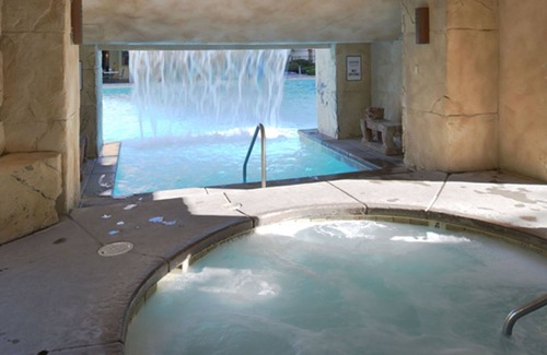Enterprise Condo | 1 BDRM~ CANCUN RESORT~ GREAT POOLS/SHOPPING/DINING/SPA/2 BATHROOMS/FULL KITCHEN