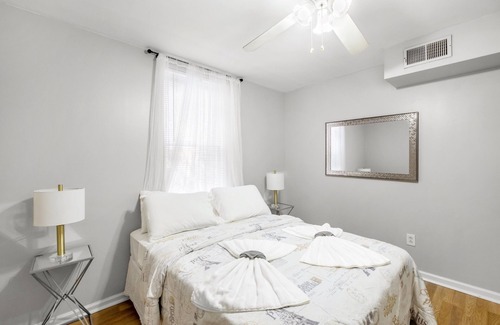 Southwark Apartment | 1 bdrm flat in Bella Vista