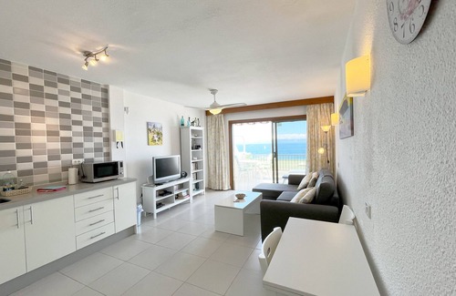 Los Gigantes Apartment | 1 Bed Apartment, with Fantastic Sea and Cliff Views in Tamara
