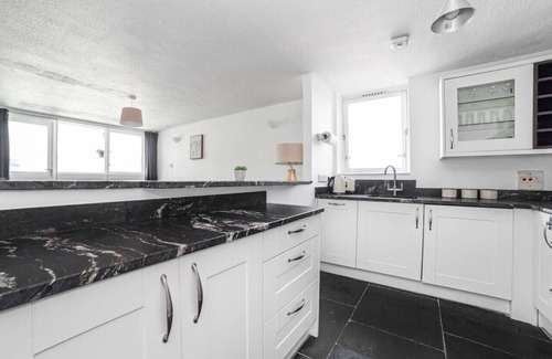Tower Hill Apartment | 1 Bed Apartment in St Katharine