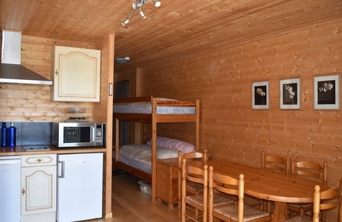 Bolquere Apartment | 1-Bed Apartment with Balcony, Fully Equipped Kitchen, and Mountain Views