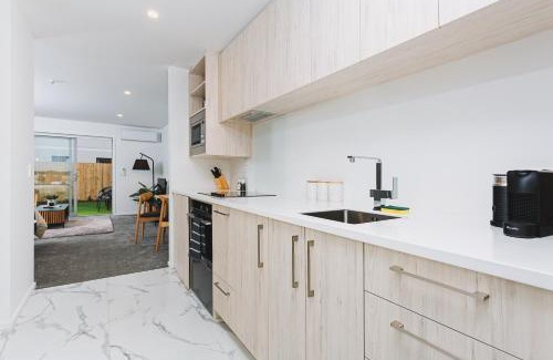 Addington Apartment | 1 bed Central City Deluxe w/carpark
