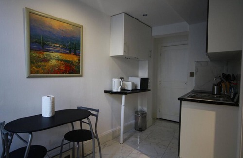 Bishopsgate Apartment | 1-Bed Flat by Liverpool Street