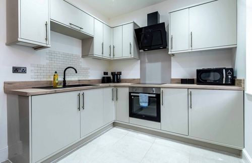 Bradford Apartment | 1-Bed Flat – In the Heart of Bradford City Centre