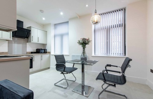 Bradford Apartment | 1-Bed Flat – In the Heart of Bradford City Centre