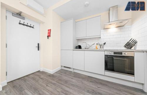 Methil Apartment | 1 Bed Flat With Parking Sleeps 2 in Fife