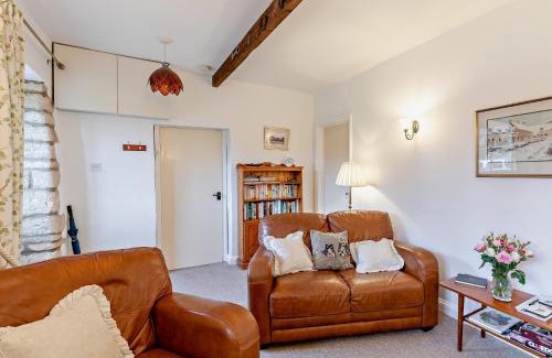 Rendcomb House | 1 Bed in Bourton-on-the-Water 44960