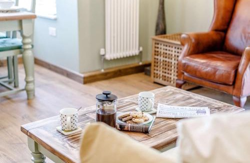 Heligan House | 1 Bed in Bovey Tracey BBELL
