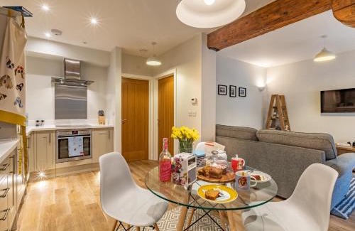 Charlestown Apartment | 1 Bed in Charlestown 42194