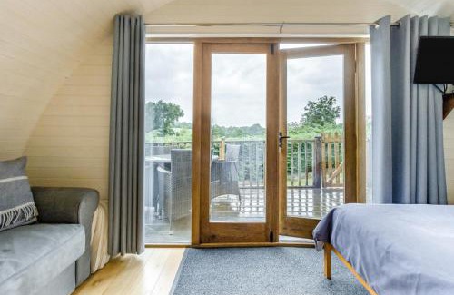 Llangammarch Wells Cabin | 1 Bed in Garth oc-h32701