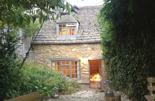 Longborough House | 1 Bed in Longborough 52674