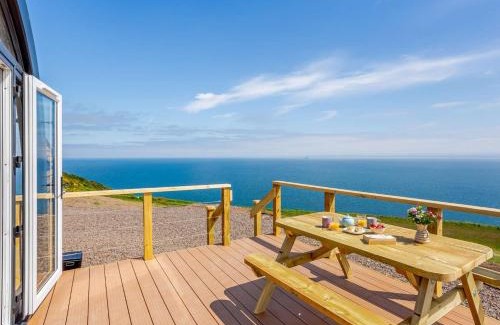 Cromarty Firth House | 1 Bed in Nigg 81337