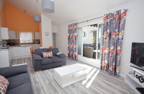 Swanage House | 1 Bed in Swanage DC124