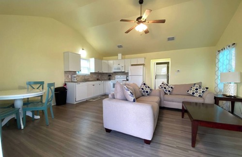 Rockport House | 1 bedroom 1 bath Cottage