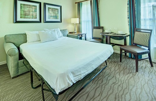 Kissimmee Resort | 1 Bedroom/1 Bath Suite Just 10 Mins from Disney World!