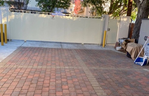 Arcadia House | 1 bedroom 1 bathroom parking private entrance safe in Arcadia CA, pet friendly.