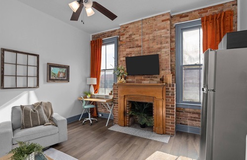 Olde Town Augusta Apartment | 1 bedroom, 1 bathroom suite in Downtown Augusta