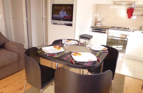Bernieres-sur-Mer House | 1 bedroom accommodation in Bernieres-Sur-Mer