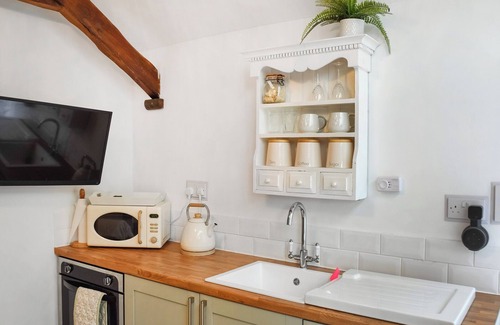 Hollingworth Cottage | 1 bedroom accommodation in Hollingworth