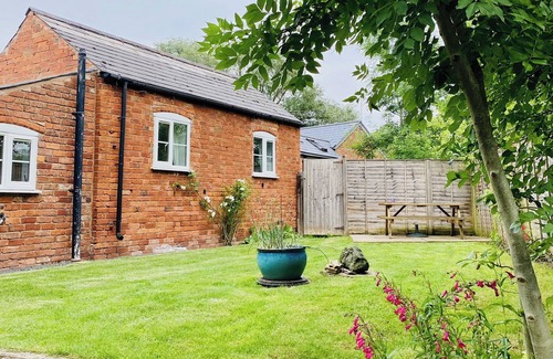 Severn Stoke Cottage | 1 bedroom accommodation in Earl’s Croome, near Great Malvern