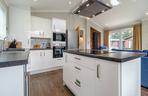 Pentney Ski Chalet | 1 bedroom accommodation in Pentney, King’s Lynn