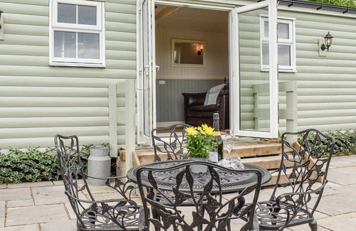 Knott End-on-Sea Cottage | 1 bedroom accommodation in Oakenclough