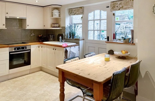 Gillingham Cottage | 1 bedroom accommodation in West Stour, nr Gillingham, Dorset