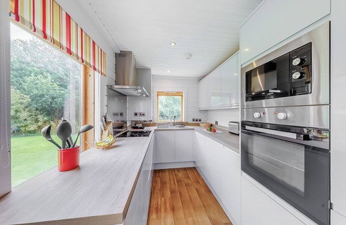 Menai Bridge Ski Chalet | 1 bedroom accommodation in Anglesey