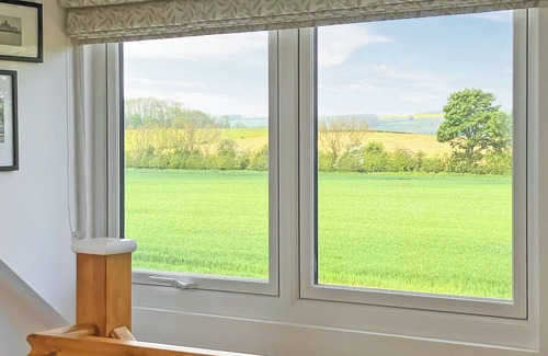 Storwood Cottage | 1 bedroom accommodation in Burnby, near York