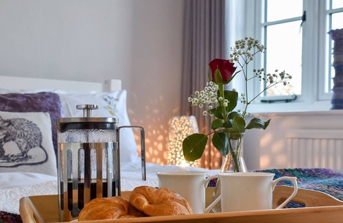 Stroud Cottage | 1 bedroom accommodation in Selsley, near Stroud