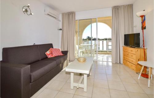 Prunete Apartment | 1 Bedroom Amazing Apartment In Prunete