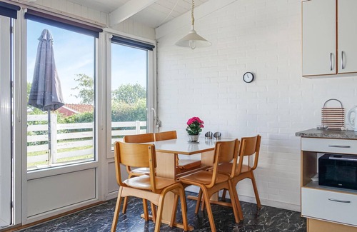 Sandvig House | 1 bedroom amazing home in Allinge