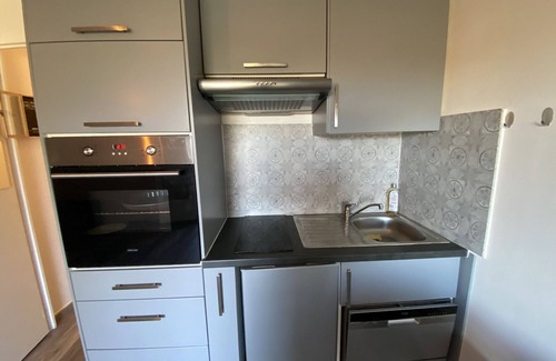 La Roche-Posay Apartment | 1-bedroom apartment with terrace and Wi-Fi near Connétable Thermal Baths