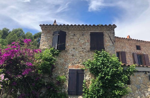 Ollioules Apartment | 1 Bedroom Apartment in Sanary-sur-Mer
