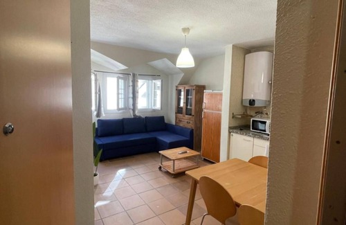 Pradollano Apartment | 1-Bedroom Apartment in the Artyffal Building