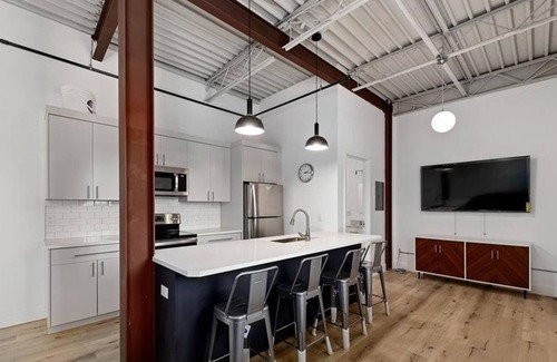 Port Chester Apartment | 1 Bedroom Apartment 305926 by Houzlet