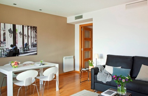 el Fort Pienc Apartment | 1 bedroom apartment in Born with parking near the beach