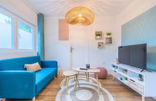 Roubaix Apartment | 1 bedroom apartment near tram, CHR + parking