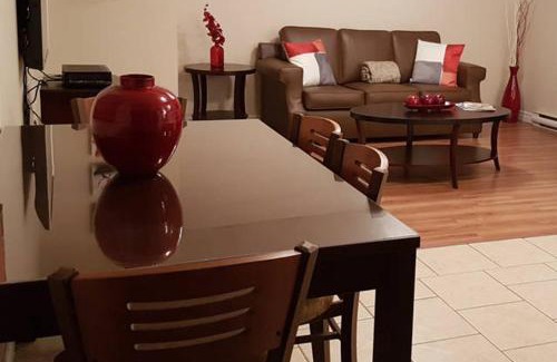 Downtown Gatineau Apartment | 1-Bedroom Apartment Sweet #7 by Amazing Property Rentals