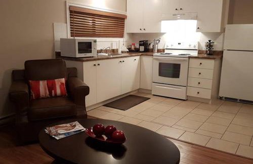 Downtown Gatineau Apartment | 1-Bedroom Apartment Sweet #7 by Amazing Property Rentals