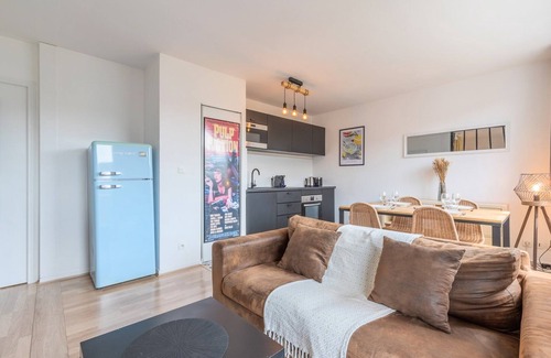 Wazemmes Apartment | 1 bedroom apartment with balcony - near metro