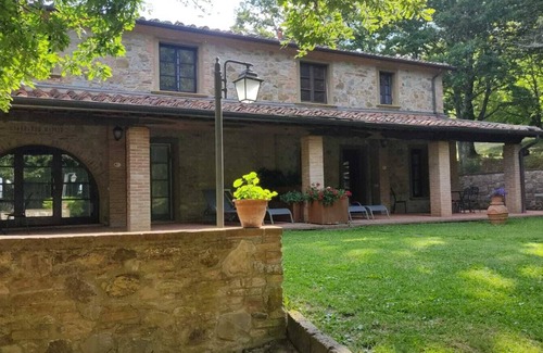 Chianni Apartment | 1 Bedroom Apartment with pool/sauna/hydromassage @Villa Meletro Tuscany - ITALY