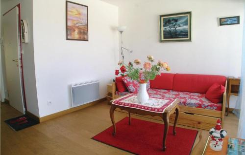 Royan Apartment | 1 Bedroom Awesome Apartment In Royan