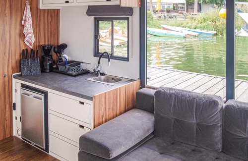 Wessendorf Boat Rental | 1 Bedroom Awesome Ship In Brandenburg