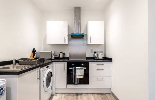 Doncaster Apartment | 1 Bedroom Budget Apartment in Central Doncaster
