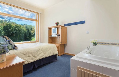 Fish Creek Resort | 1 Bedroom Condo w/Kitchen at Little Sweden Resort, Door County!