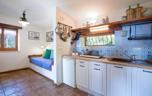 Coccorino House | 1 Bedroom Cozy Home In Joppolo